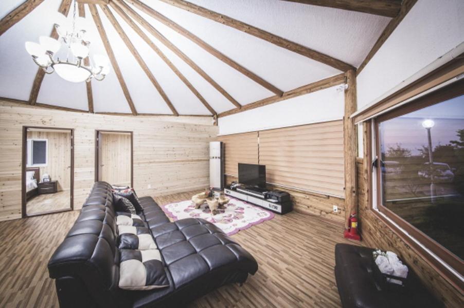 Sunyang Village Pension Jeju Exterior foto